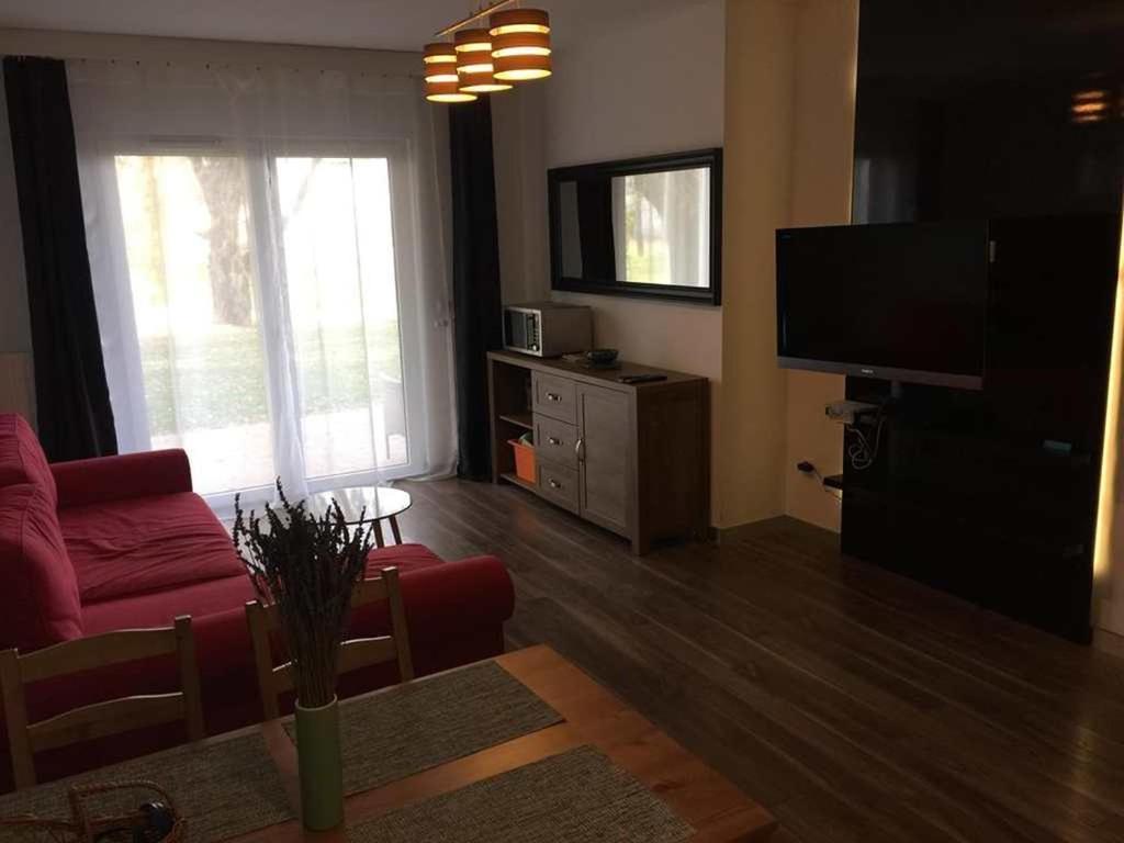 Апартаменты Azur Apartman Веленце Экстерьер фото